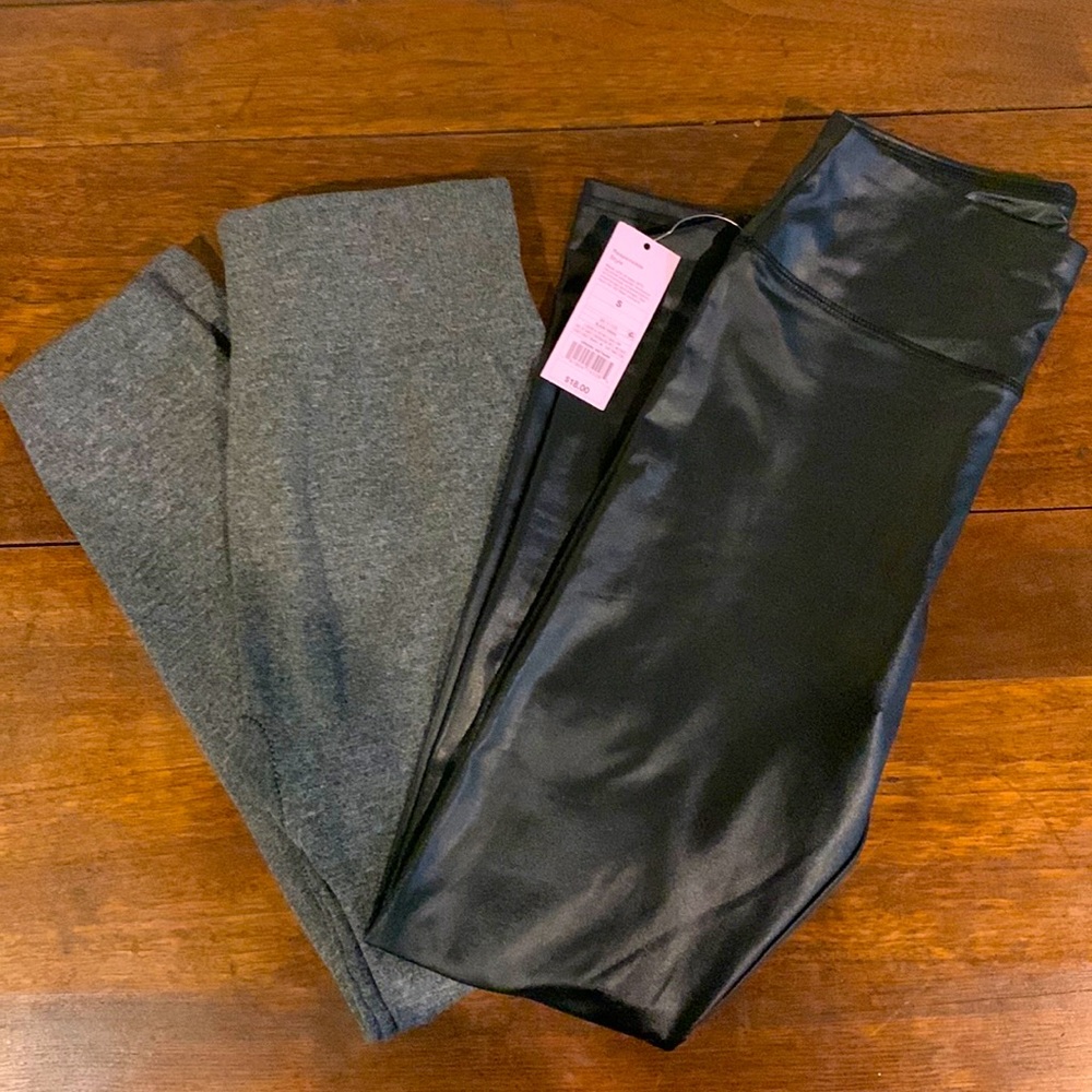 Two pair of leggings!